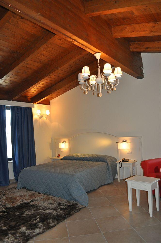 Centova Hotel